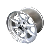 PMB Performance introduces Maxilite 15 x 9 wheels for the 911 SC, showcasing Swiss craftsmanship in Fuchs-style wheels. With a strong focus on detail, all Maxilite wheels are TÜV certified for safety and quality, backed by a 3-year manufacturer’s warranty.